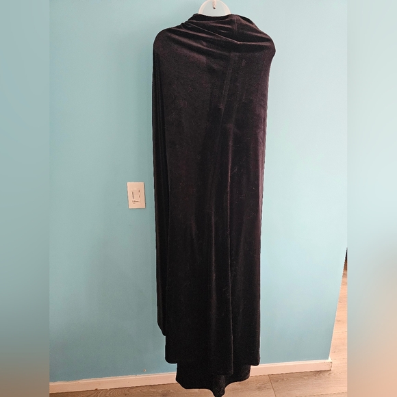 Vixen by Micheline Pitt Black Velvet Golden Era Dress - Picture 6 of 12